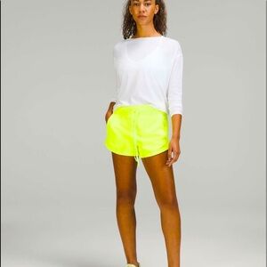 NWT Lululemon Inner Glow High-Rise Short 3" size 8